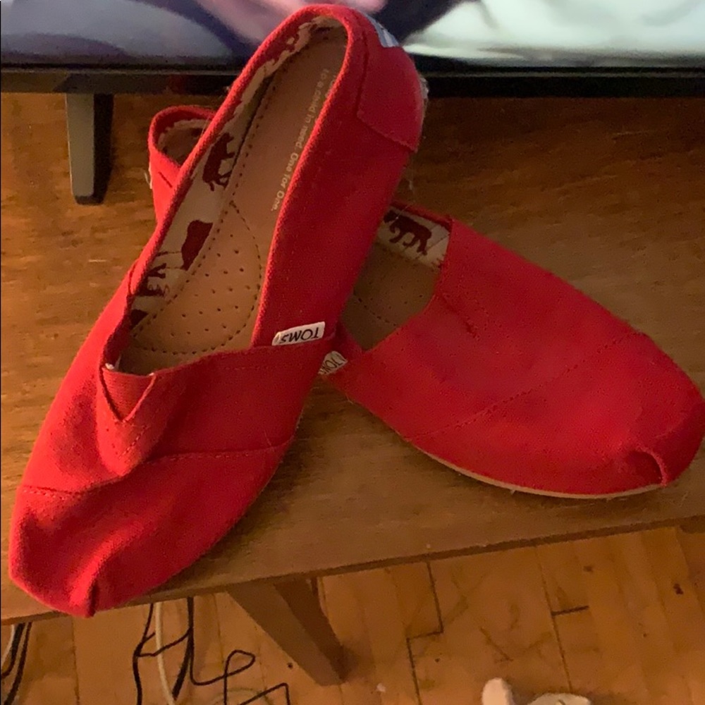Red Toms - never worn!